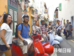 【獅城人話】港男創辦Sidecar導賞團 　「遊客臉上全都是笑容」