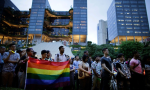 新加坡男男性行為除罪化，李顯龍：社會對同志更加包容，但政府仍無意承認同性婚姻