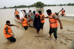 巴基斯坦洪患3千萬人受災　北部橋斷數萬人逃難