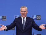 Nato chief eyes five-year aid package for Ukraine
