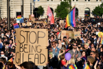 匈牙利立法禁止教授未成年LGBT內容　群眾上街抗議