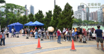 More than a thousand people waiting for FDHs waiting for 10 hours at the special sampling station for domestic helpers outside Victoria Park have not yet been detected