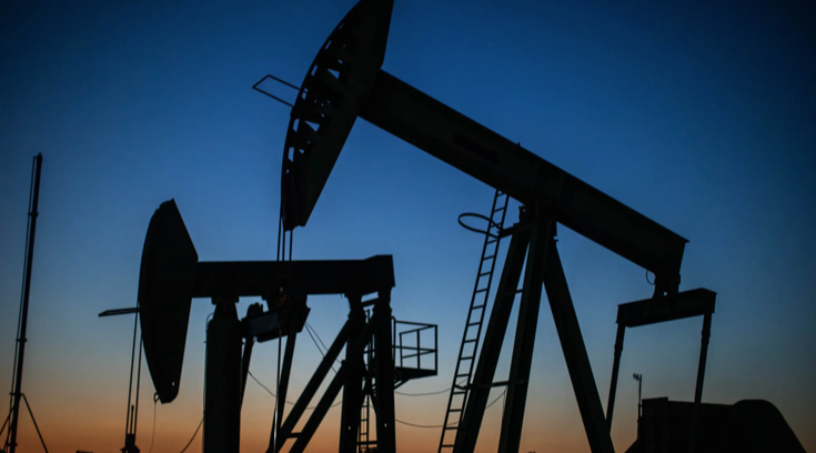 ارتفاع أسعار النفط في ظل توقعات باستقرار حجم الإنتاج الأميركي
