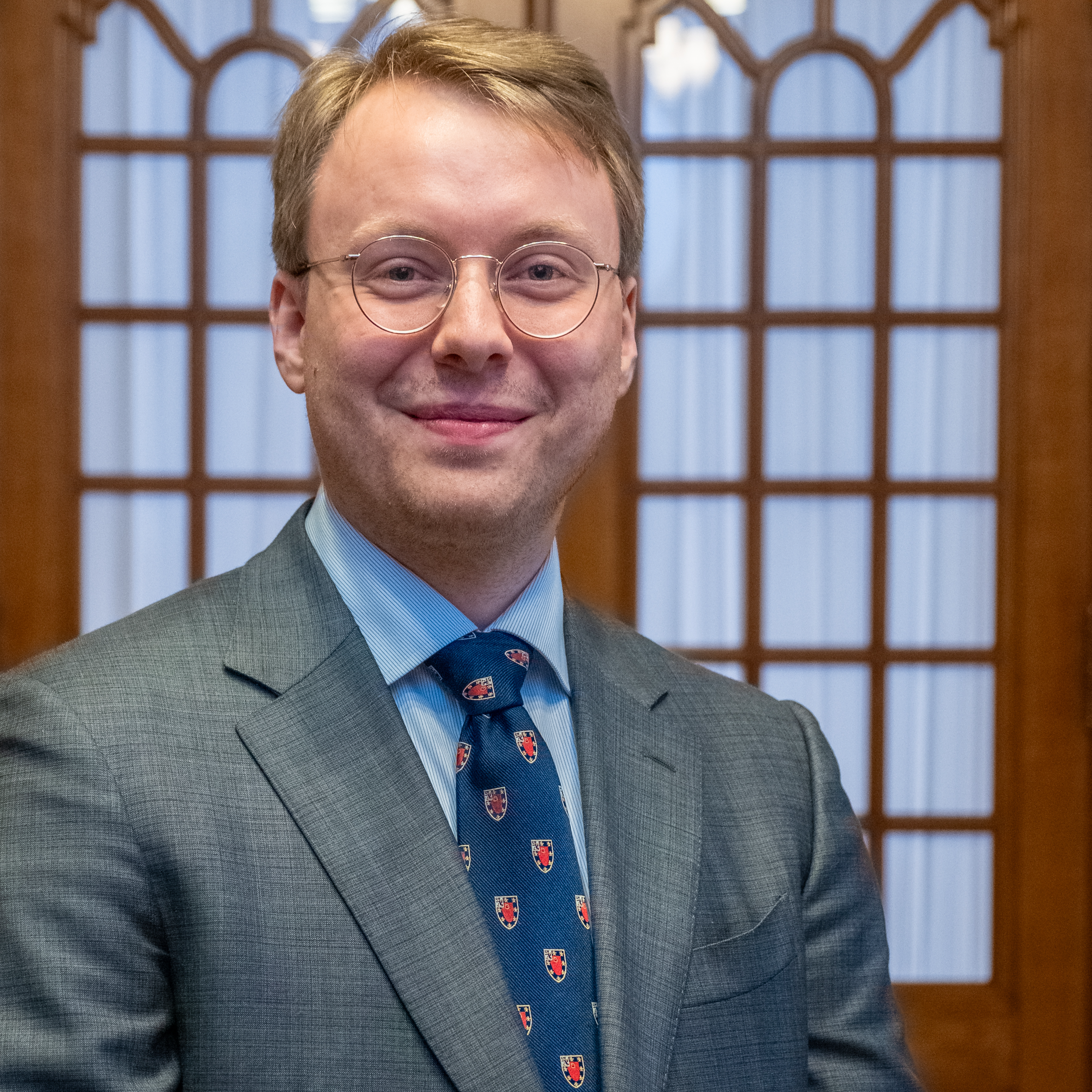 Economics/Econometrics tutor — Troels