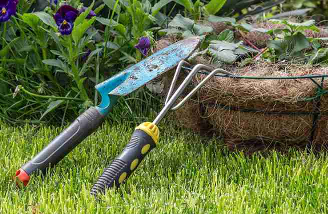 outils de jardinage