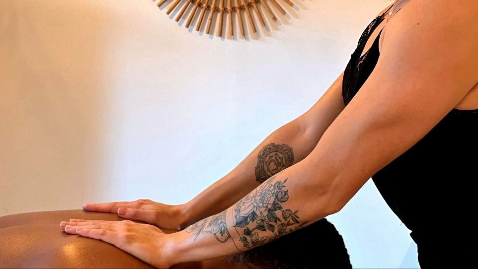 Émilie Coussoou - Massages Bien-Être