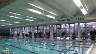 Schwimmhalle Anton-Saefkow-Platz