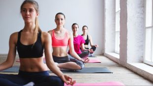 Round Circle Studio - Aerial Yoga