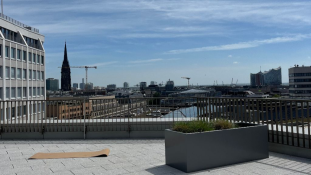 Yoga on the Move - Rooftop Hamburg Yoga on the Move - Rooftop Hamburg