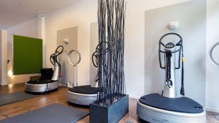 STUDIO F - Power Plate Center