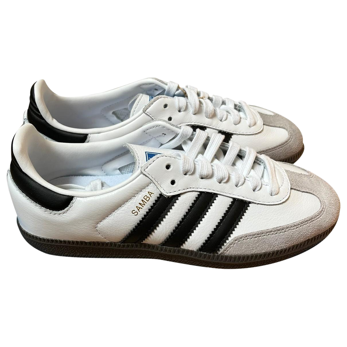 https://storage.googleapis.com/download/storage/v1/b/whering.appspot.com/o/marketplace_product_images%2Fadidas-samba-leather-trainers-multicolor-gTxdGq3tWXe3MGY6kgWv7M.png?generation=1689570051283552&alt=media