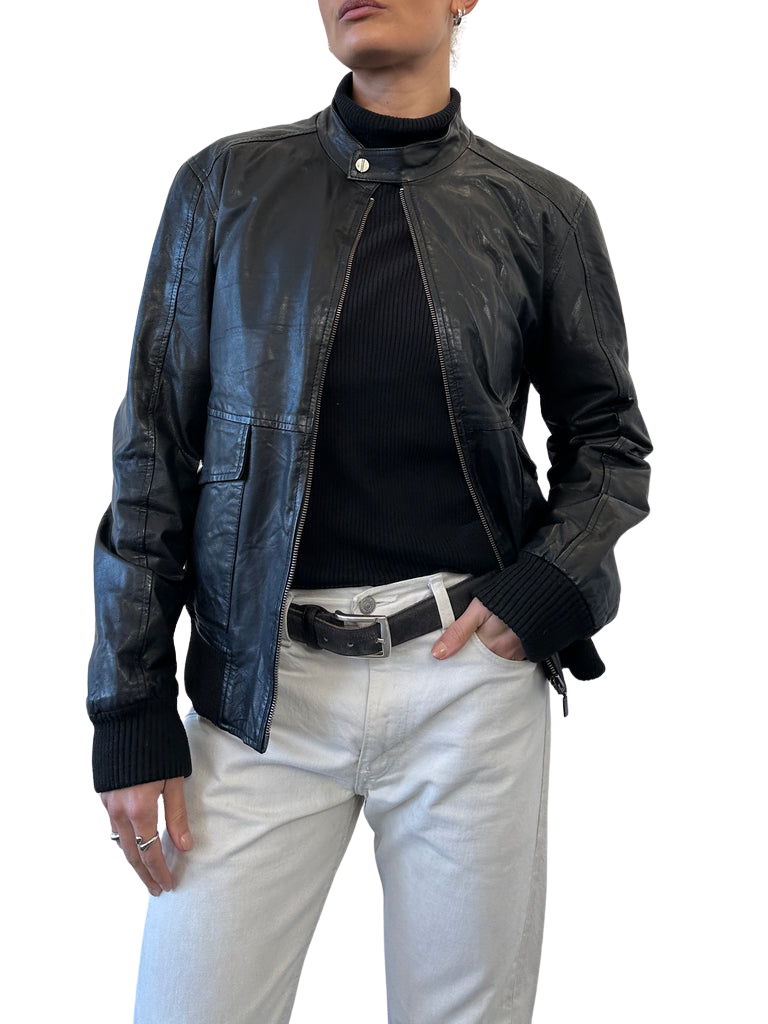 https://storage.googleapis.com/download/storage/v1/b/whering.appspot.com/o/marketplace_product_images%2Fconbipel-moto-leather-bomber-jacket-black-o3FnmU3hJPVwHwg38VBbuF.png?generation=1713840571213228&alt=media