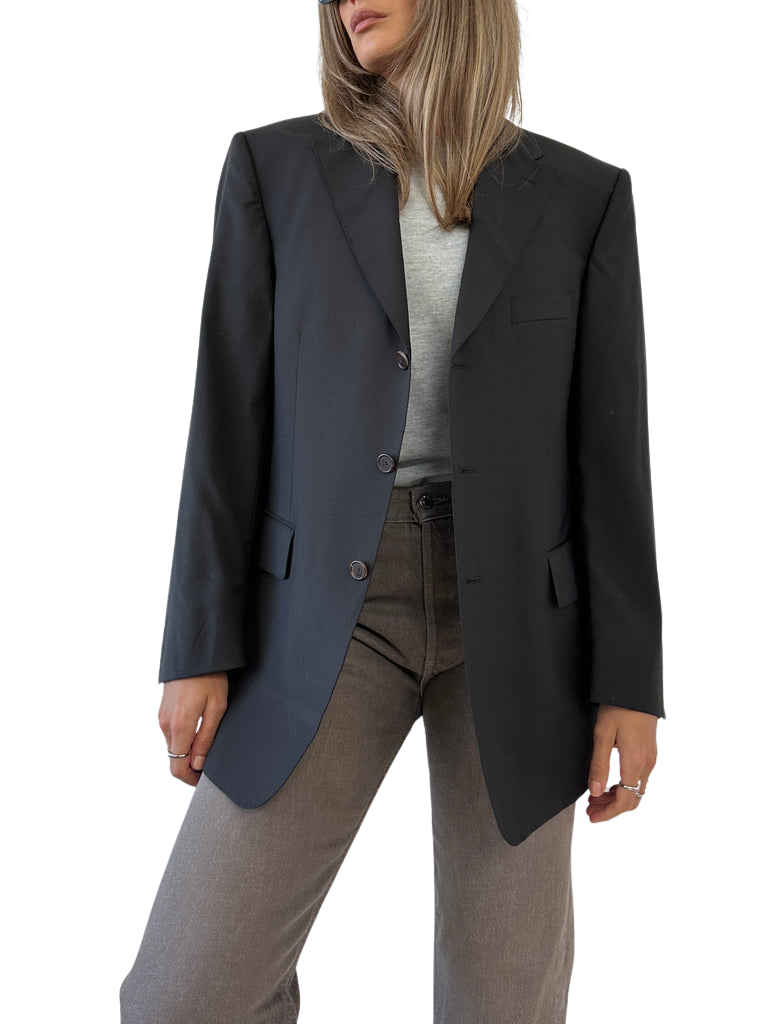 https://storage.googleapis.com/download/storage/v1/b/whering.appspot.com/o/marketplace_product_images%2Feduard-dressler-vintage-pure-wool-single-breasted-blazer-grey-xuZz5cQEenKszALP195vAA.png?generation=1705631296681893&alt=media