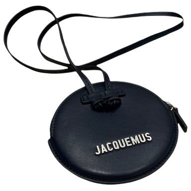 https://storage.googleapis.com/download/storage/v1/b/whering.appspot.com/o/marketplace_product_images%2Fjacquemus-leather-bag-navy-gQxzAHApDKfWj6PkBQ34AF.png?generation=1677534164804102&alt=media