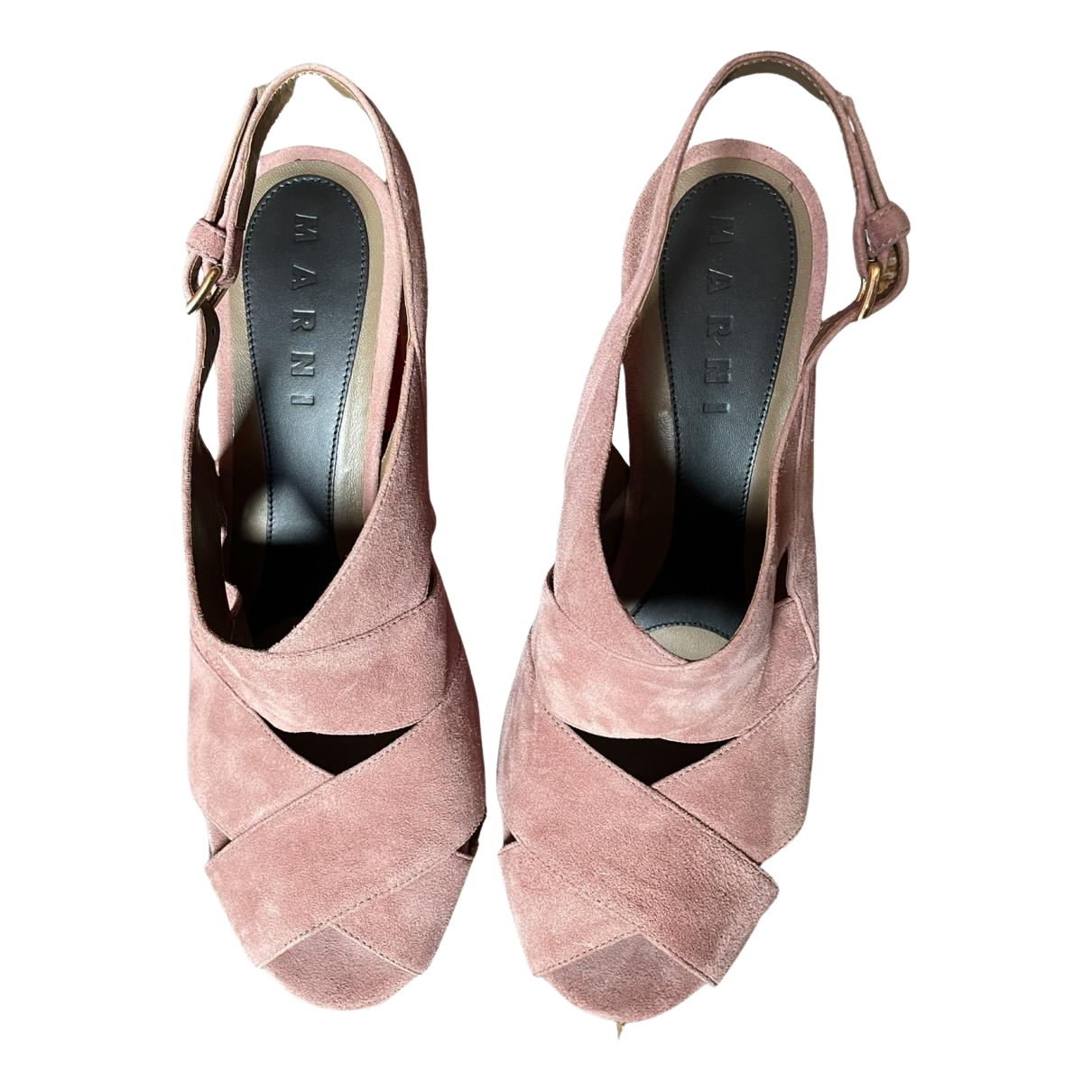 https://storage.googleapis.com/download/storage/v1/b/whering.appspot.com/o/marketplace_product_images%2Fmarni-heels-pink-scKwD74kgwmB9MmJ4tkQv2.png?generation=1689656443317929&alt=media