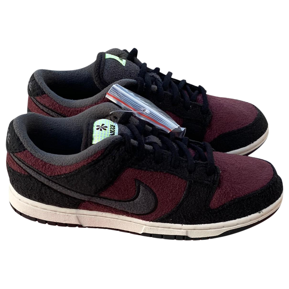 https://storage.googleapis.com/download/storage/v1/b/whering.appspot.com/o/marketplace_product_images%2Fnike-sb-dunk-low-leather-low-trainers-multicolor-jA7s8EfQ26FsQ65WceJ9Ah.png?generation=1689051629408662&alt=media