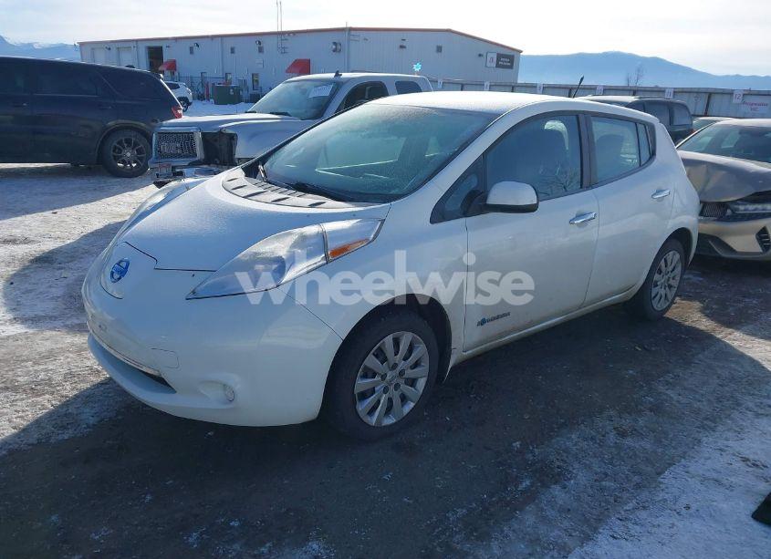 Thumbnail 9 of 2014 NISSAN LEAF S