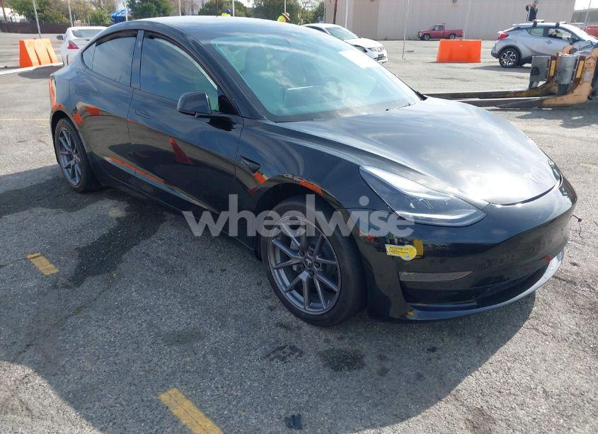 Photo of TESLA MODEL 3 LONG RANGE DUAL MOTOR ALL-WHEEL DRIVE