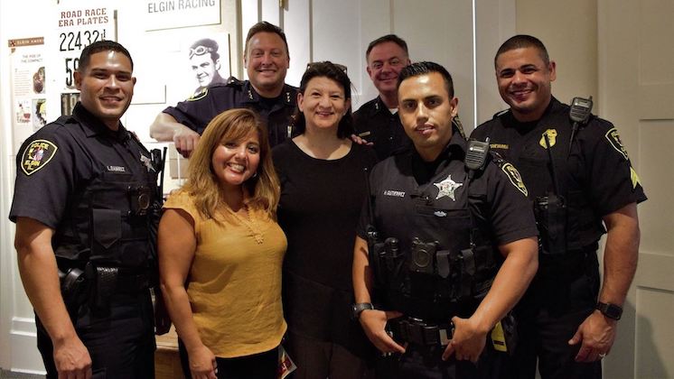 Elgin Hispanic Network 3 746 420