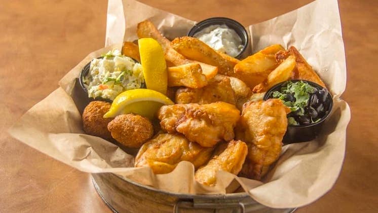 Elgin Public House 10 746 420