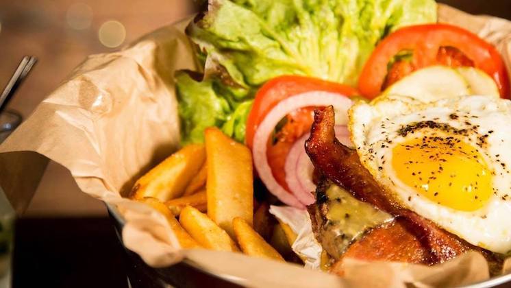 Elgin Public House 6 746 420