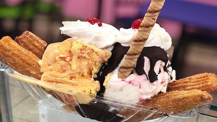 Las Mangonadas F 746 420