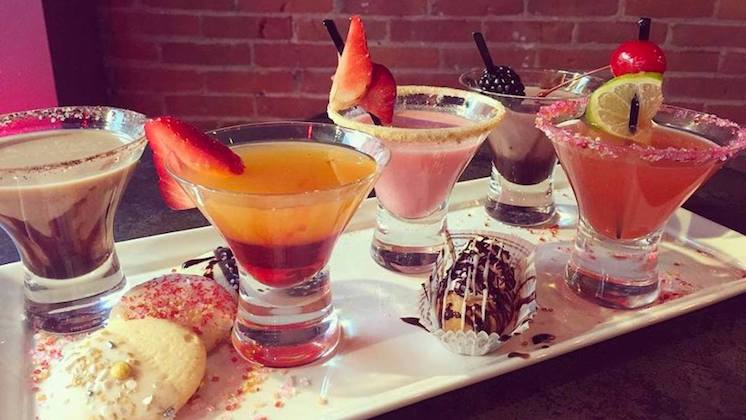 Martini Room 4 746 420