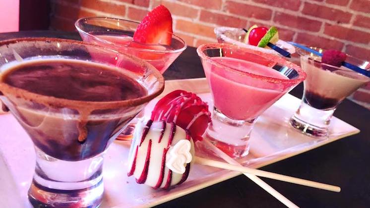 Martini Room 7 746 420