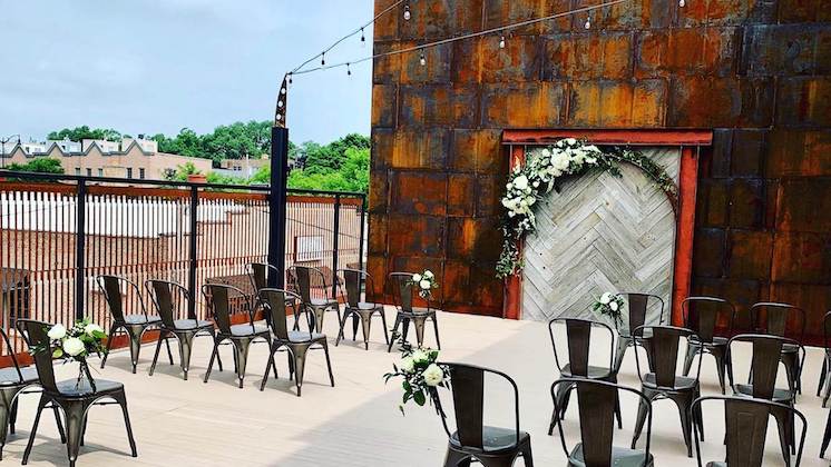 The Haight 3 746 420