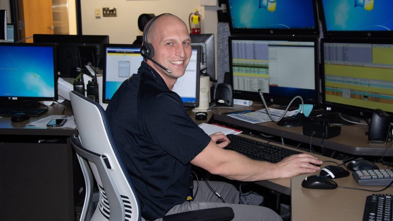 florida-911-dispatcher-explains-the-process-behind-answering-emergency