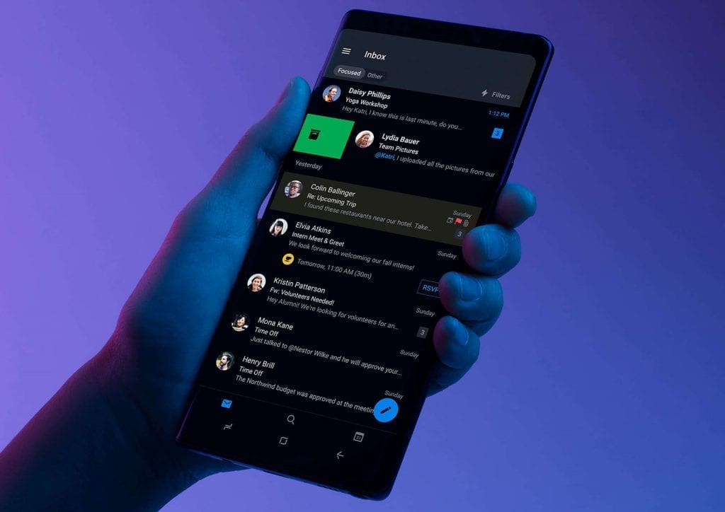 Exemplo de interface com dark mode (modo escuro) ativado.