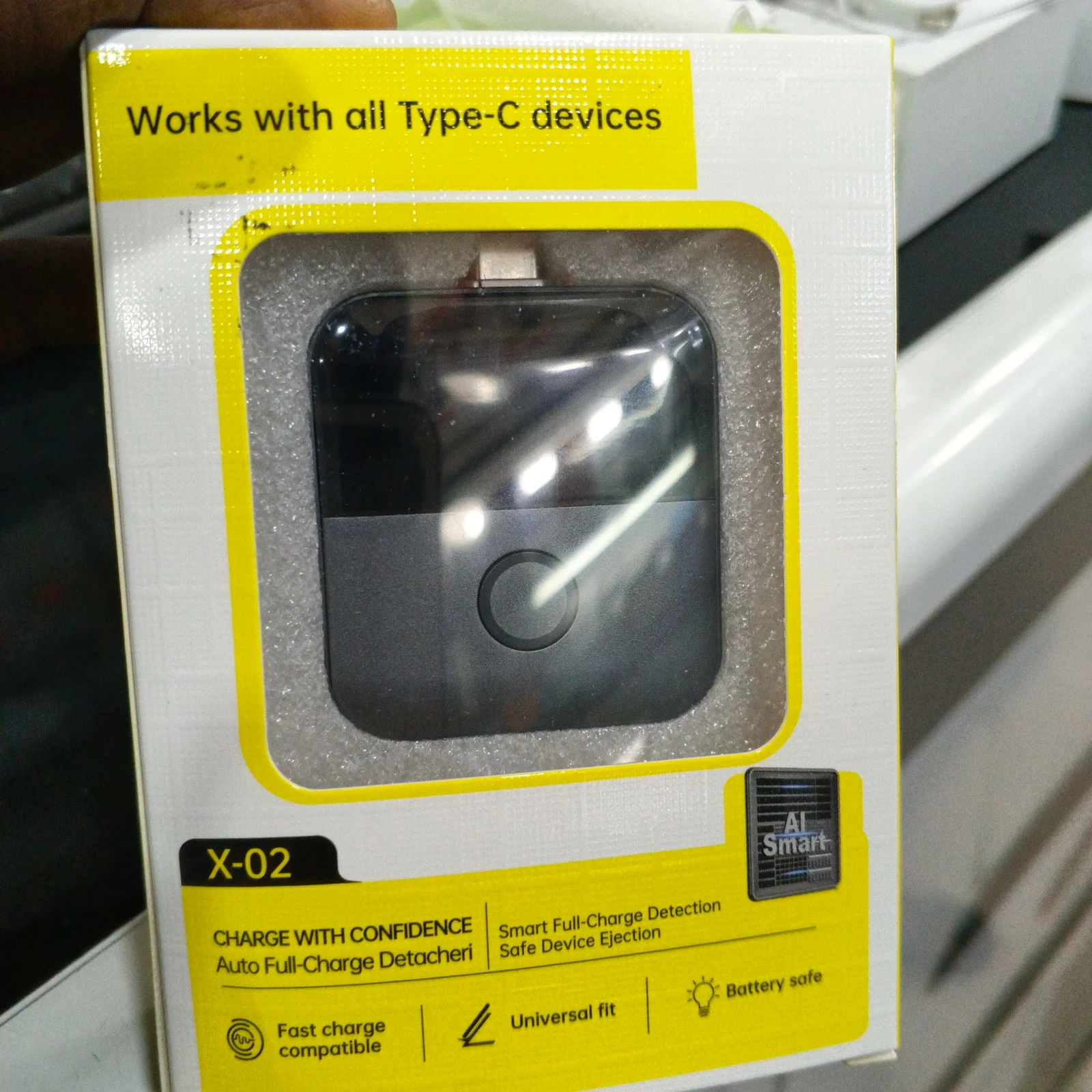 ADAPTATEUR TYPE C AUTO EJECT X02