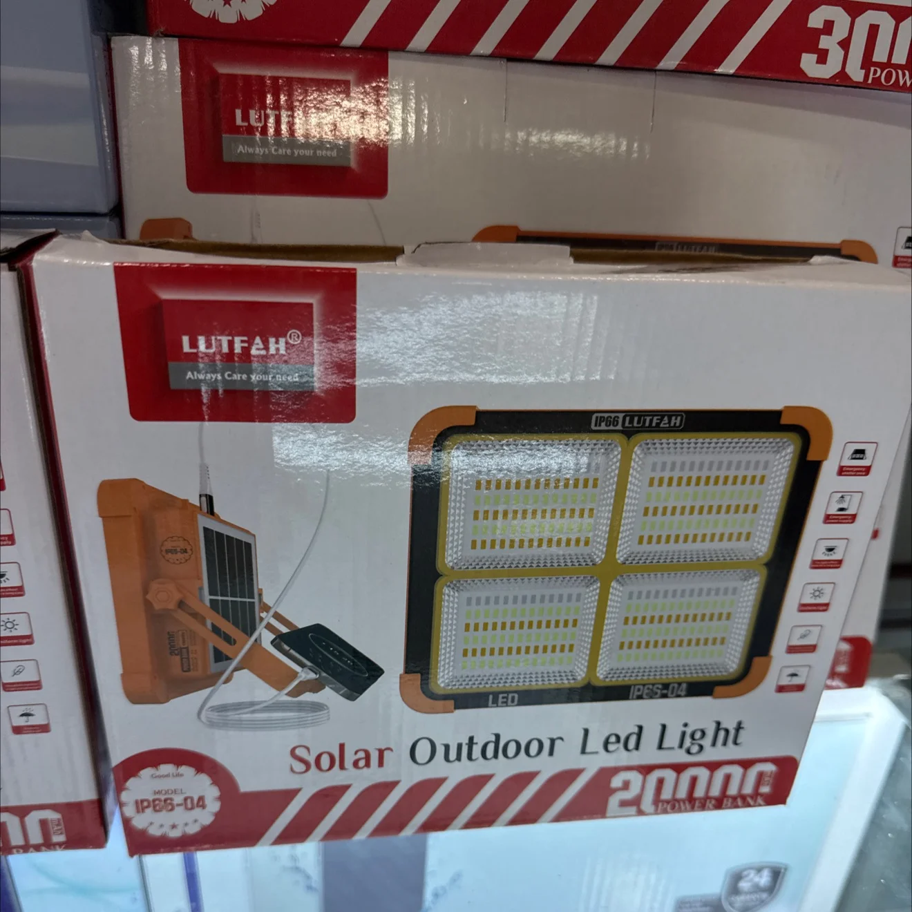 LAMPE RECHARGEABLE SOLAIRE LUTFAH 30000