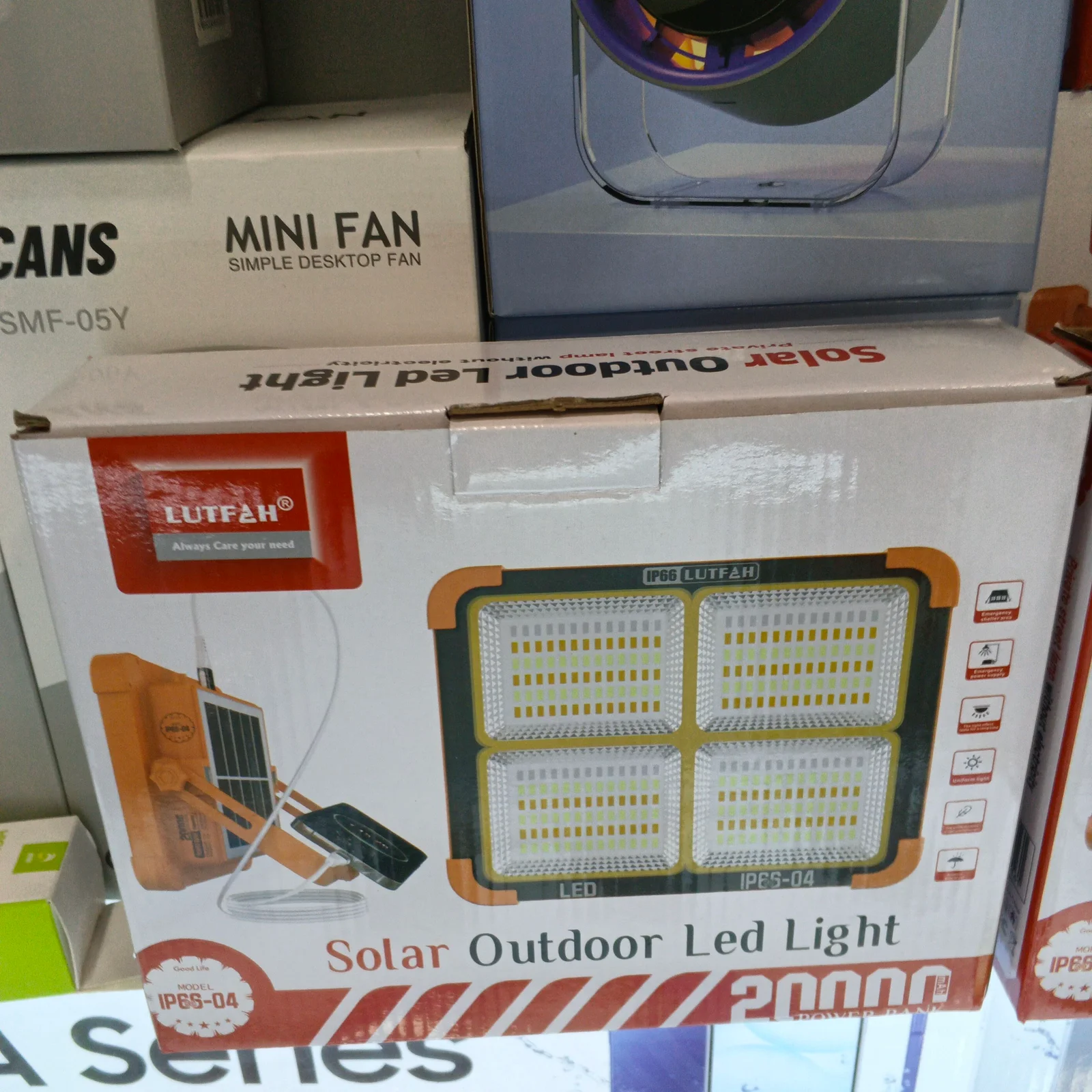 LAMPE RECHARGEABLE SOLAIRE LUTFAH 20000