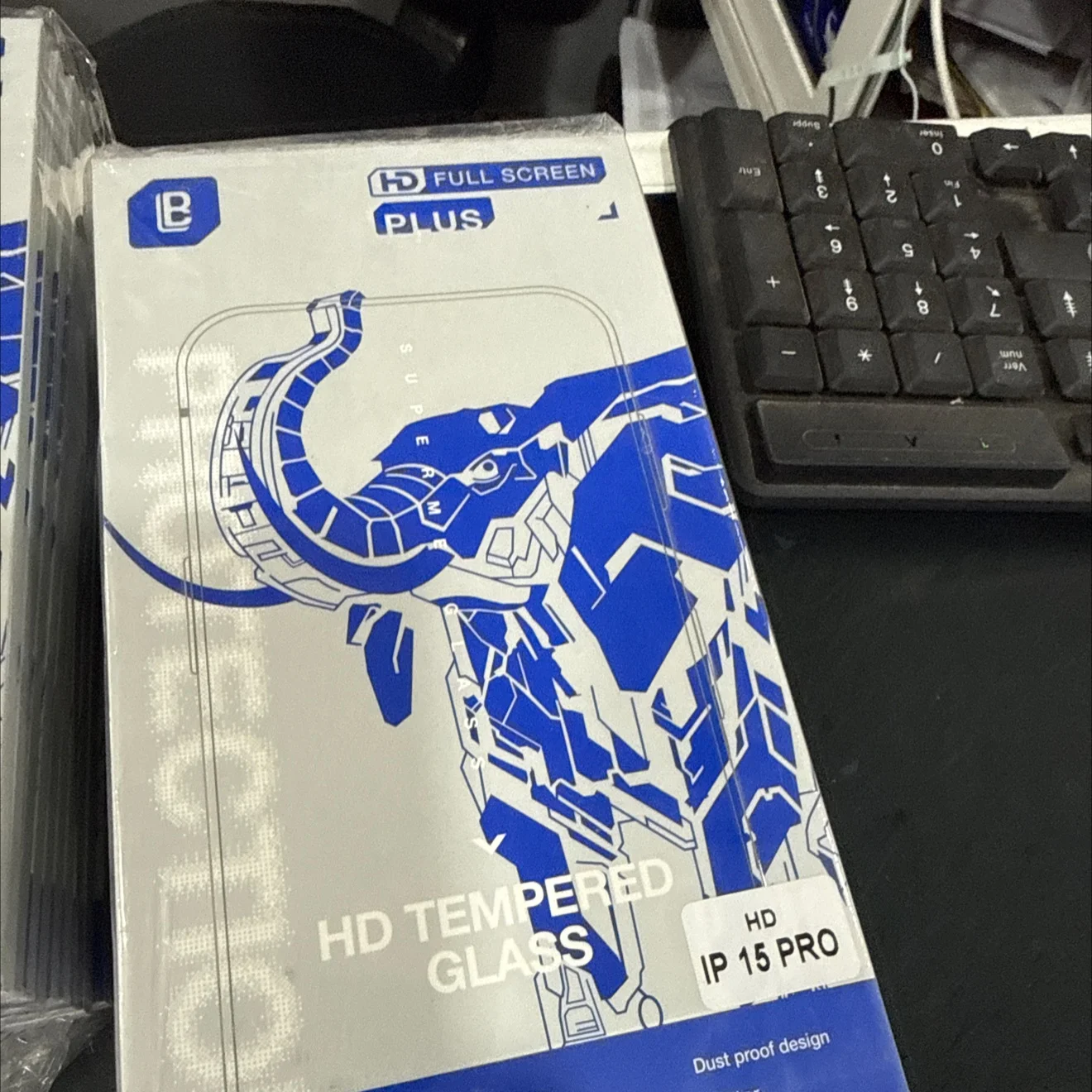 PROTEGE ECRAN IPHONE 15PRO HD FULL SCREEN PLUS