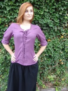 Middeleeuwse Dames Blouse in Lila (uitverkoop)