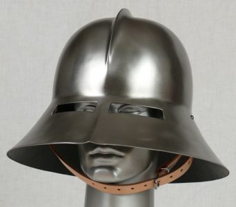 Monnikskap Helm 14e - 15e eeuws