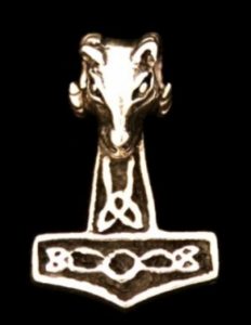 Viking Thor's hamer - Mjölnir Hanger met Ramskop in Zilver (925er)