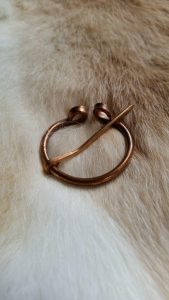 Fibula Brons in 25 mm (op=op)