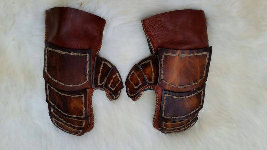 ​Wikinger Lederhandschuh LINKS mit dickem Lederplattenschutz ( Ausverkauf )