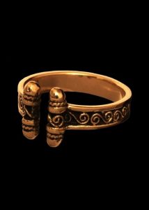 Viking Ring in Brons, maat 19 en 20 (op=op)