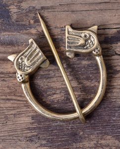 Viking Ringfibula met Drakenkoppen