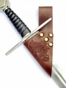 Wikinger Geprägter Schwerthalter aus Leder für Schaukampf-Schwerter in Braun