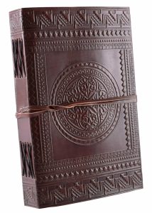 Middeleeuws Leren Notitieboek -  Dagboek met Middeleeuws Design