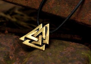 Viking ​Valknut Amulet Hanger
