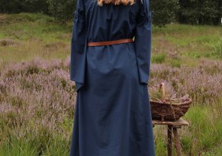 Middeleeuwse Dames Onderjurk in Blauw 12e-13e eeuws (aanbieding)