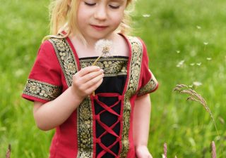 ​Kinder Mittelalterkleid, kurzarm, rot/schwarz