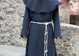 Middeleeuwse Monnikspij Benediktus in de kleur Zwart