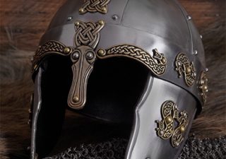 Alt-Nordischer Drachenhelm