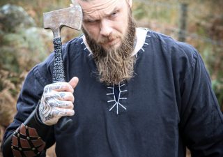 Viking Tuniek, Katoen in Zwart met stiksels